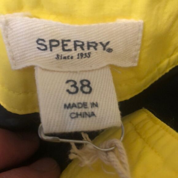 NWT MENS Sperry Board Shorts - Picture 4 of 4